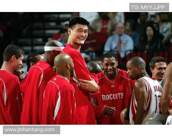 状元姚明现场盛况空前球迷热情高涨共庆篮球传奇时刻