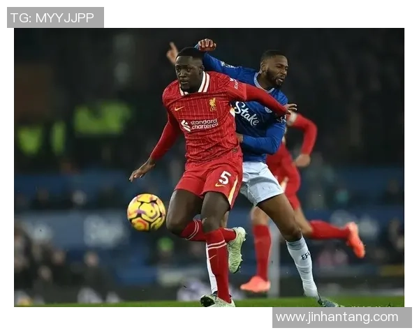 足总杯精彩对决利物浦逆转拜仁全场沸腾瞬间回顾与分析