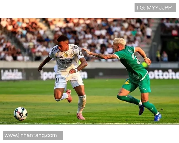 中超激战切尔西与皇马握手言和乌龙球成比赛转折点引发全场热议