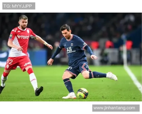 国王杯激战那不勒斯与巴黎圣日耳曼平局帽子戏法引发全场热潮分析