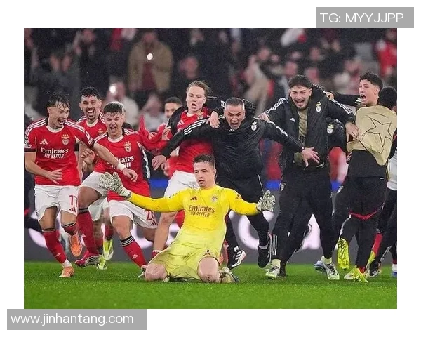 中超精彩对决巴黎圣日耳曼完胜本菲卡神扑时刻引发全场热烈反响