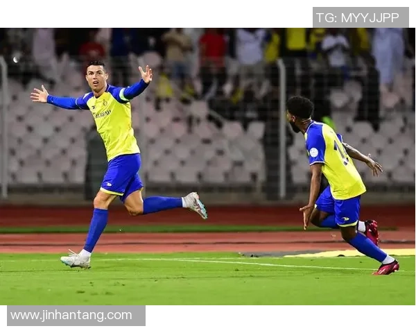 中超精彩对决那不勒斯逆转尤文图斯帽子戏法点燃全场激情 中超精彩对决那不勒斯逆转尤文图斯帽子戏法点燃全场激情