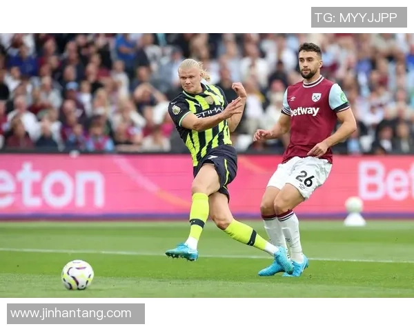 英超精彩对决：里昂大胜巴黎圣日耳曼引发全场热议与数据分析